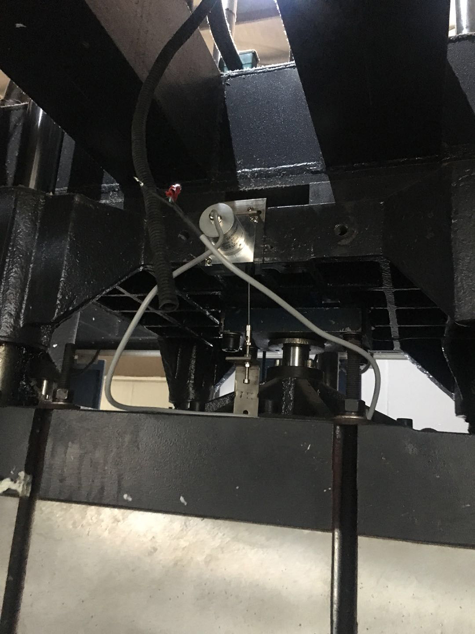 米蘭特MPS小型拉線(xiàn)位移傳感器用于機械設備自動(dòng)化測控.jpg